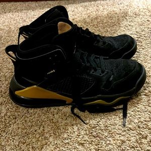 Nike air jordan mars 270